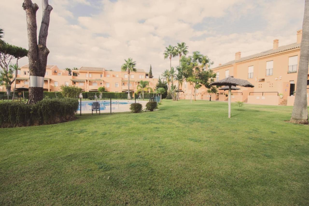Apartamento Jardín Del Golf 2 *